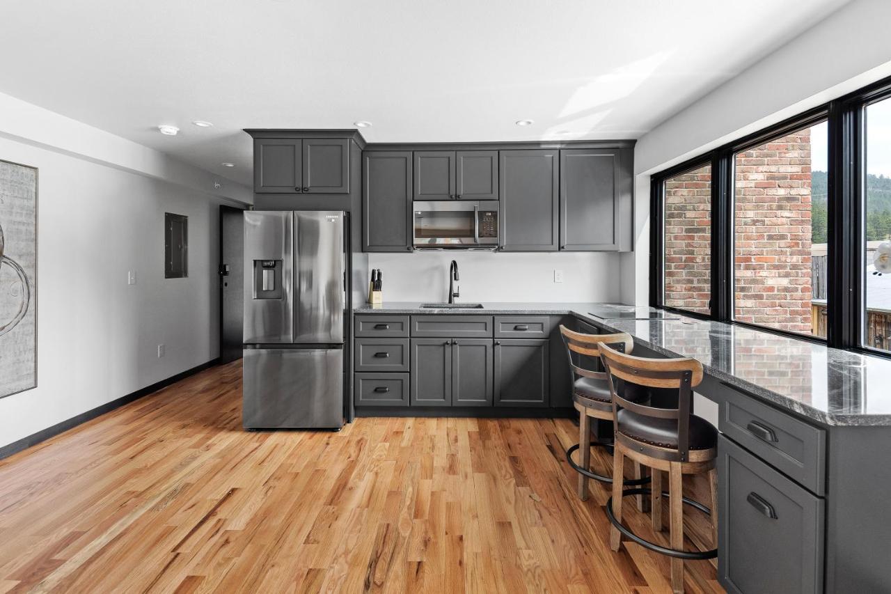 Mcgregor & Main - Luxury Lofts Apartment Hill City Bagian luar foto