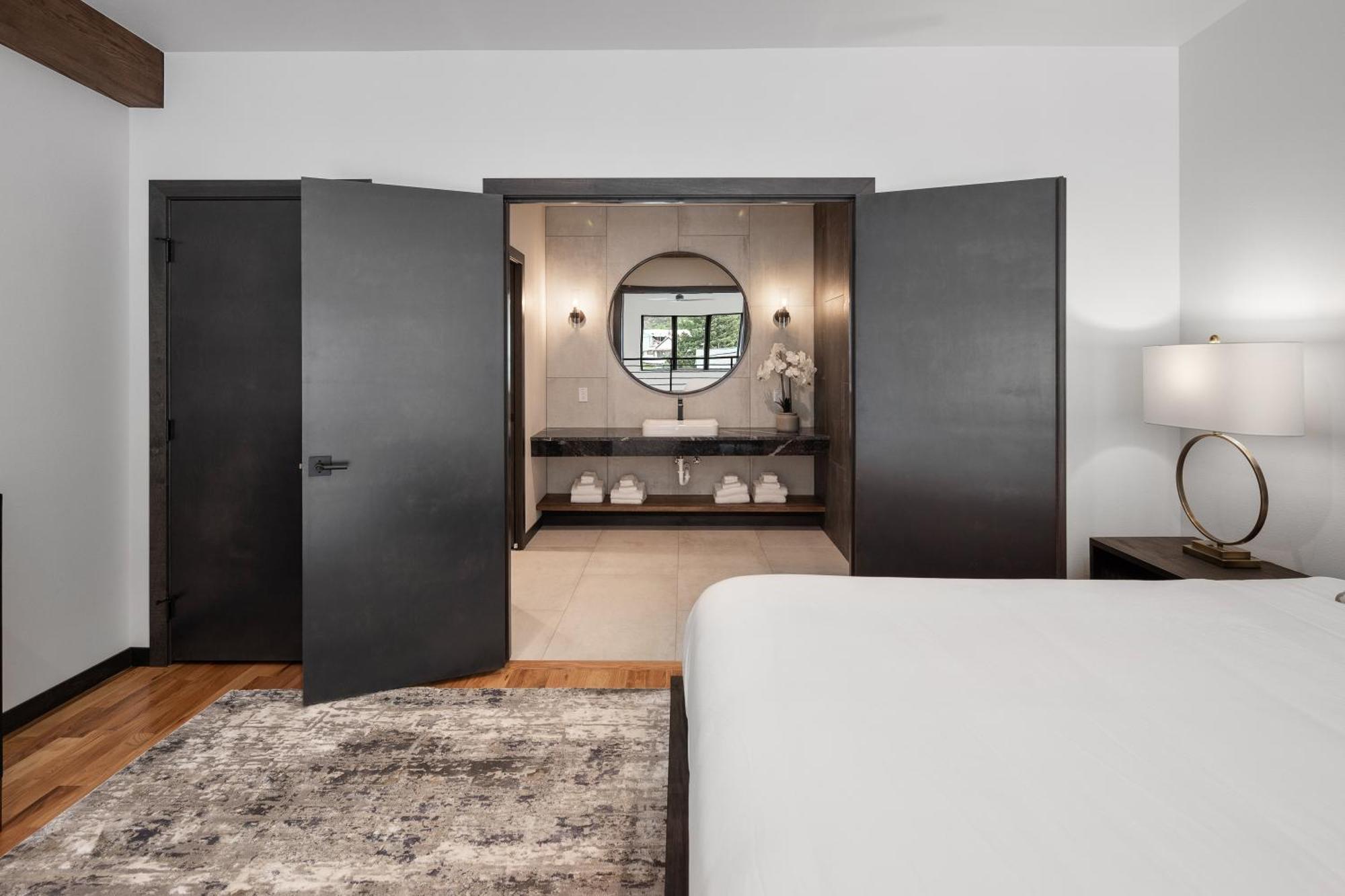 Mcgregor & Main - Luxury Lofts Apartment Hill City Bagian luar foto