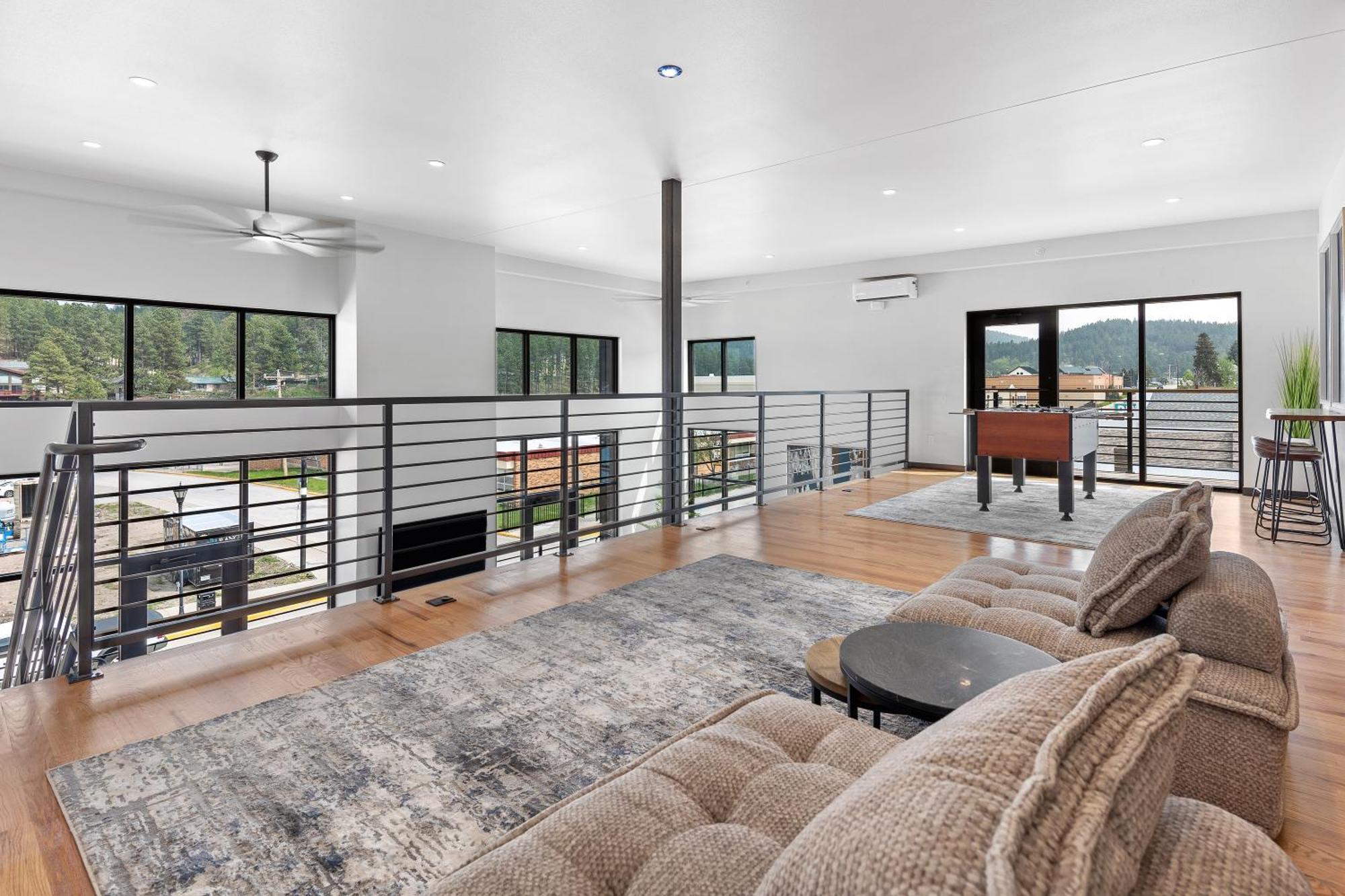 Mcgregor & Main - Luxury Lofts Apartment Hill City Bagian luar foto